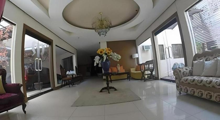 Rich Manor Pensión House Cagayán de Oro Exterior foto